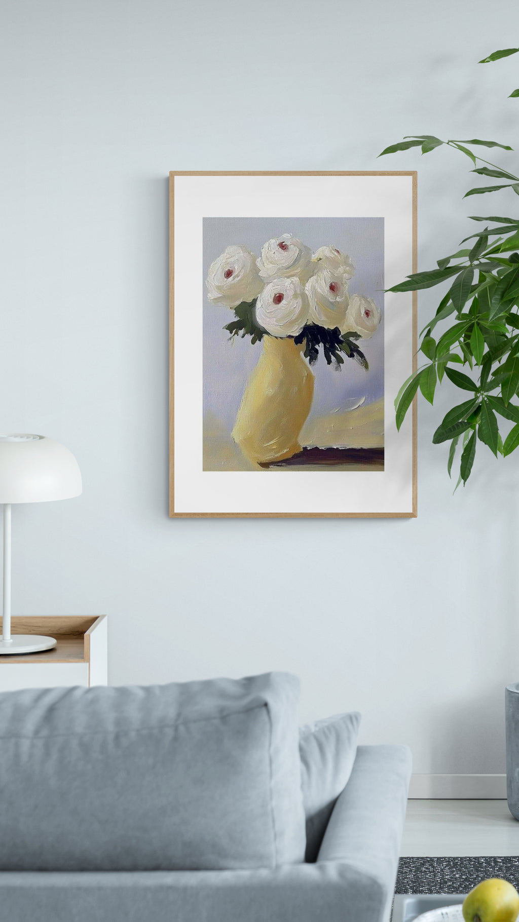 Hvidt blomsterarrangement