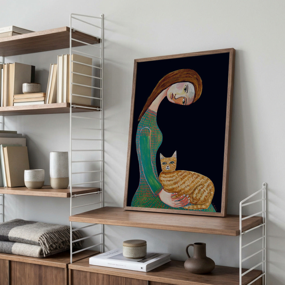 Kvindelig Figur med Kat